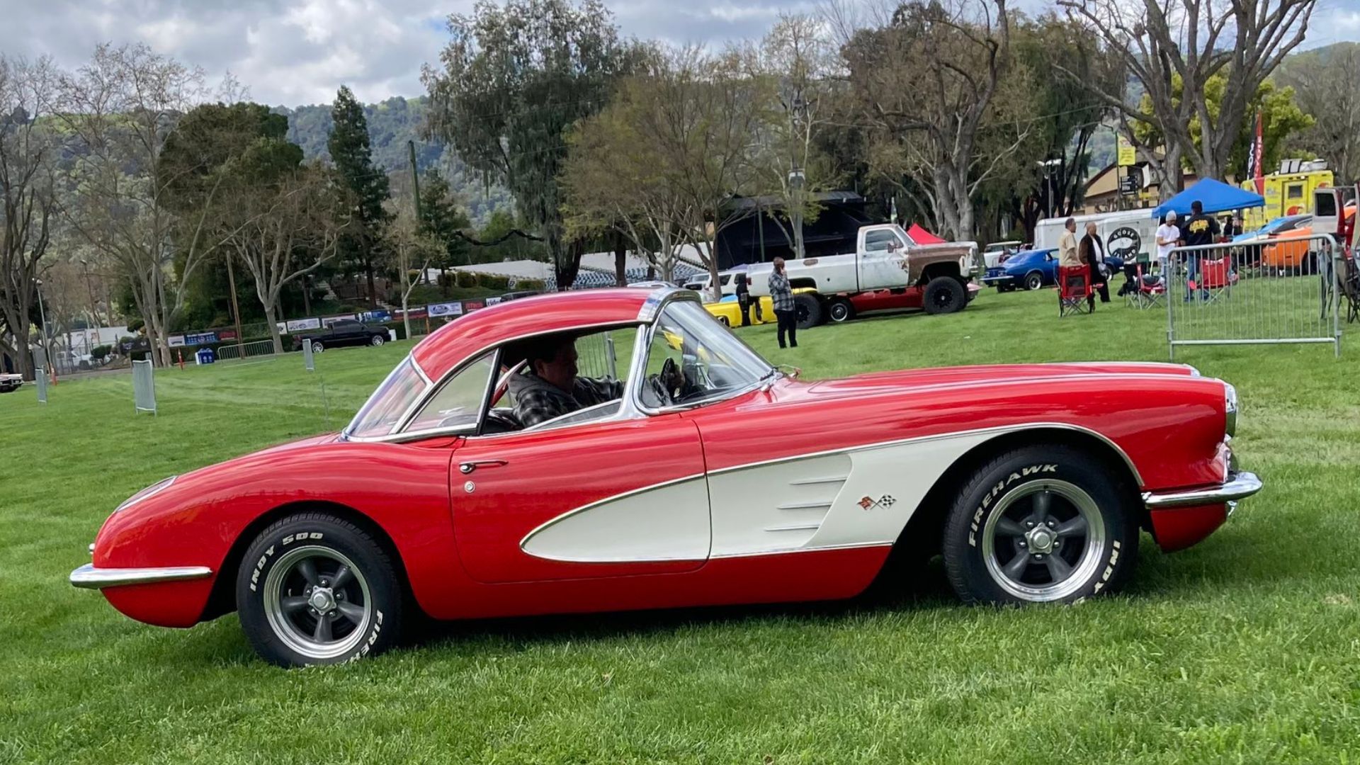 Elderly Oakland Man’s 1959 Corvette Stolen