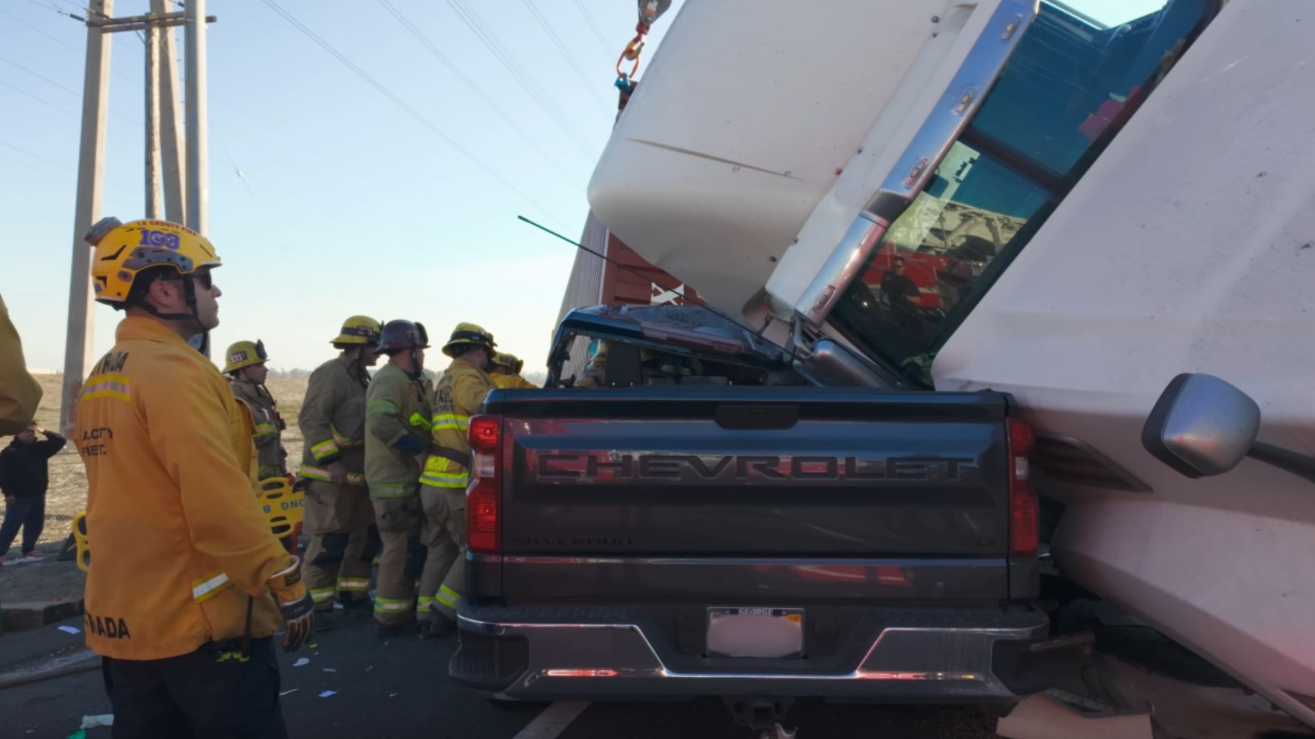 Image via Pepe’s Towing Service/YouTube
