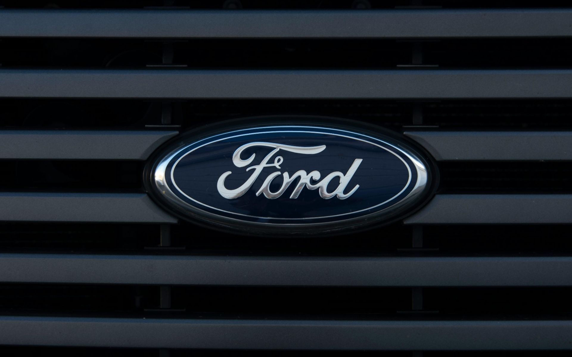 Ford Faces $1B Earnings Blow After Aluminum Plant Fire Halts F-150 Production