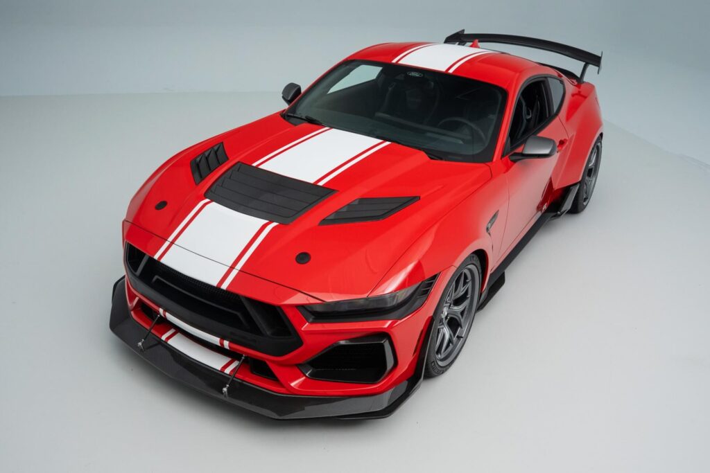 Shelby Super Snake-R interior and details