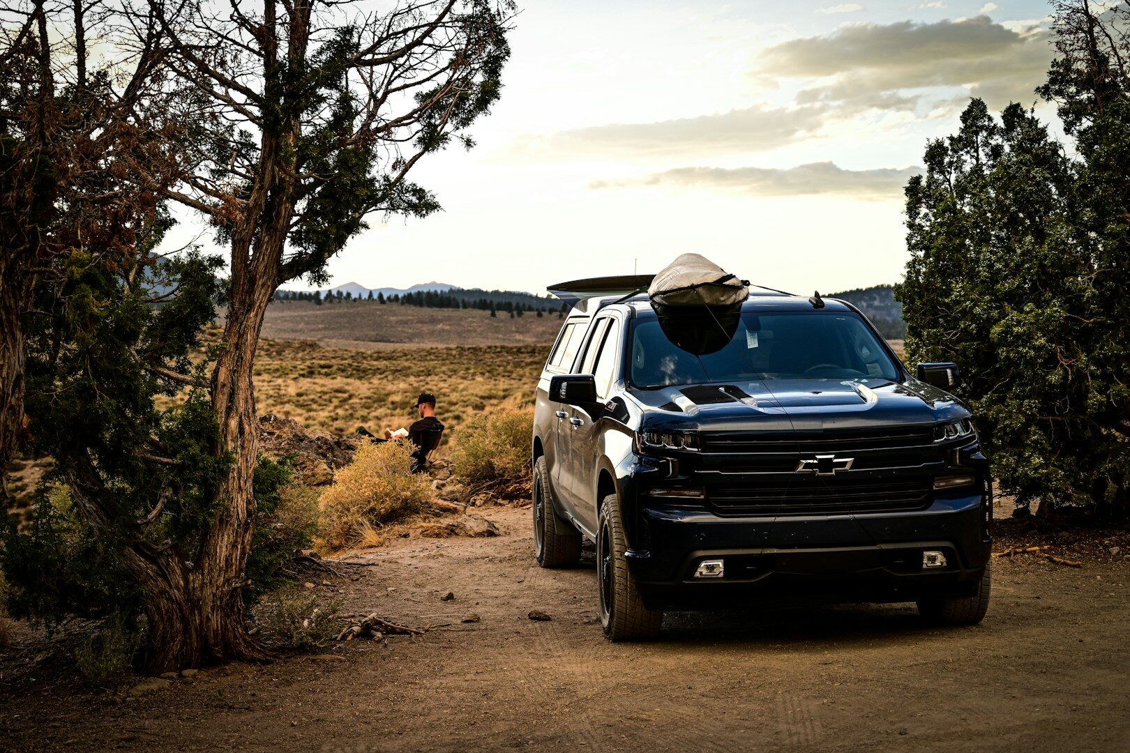 Chevrolet Suburban parked outdoors, similar to the SUV stolen and set on fire in Phoenix