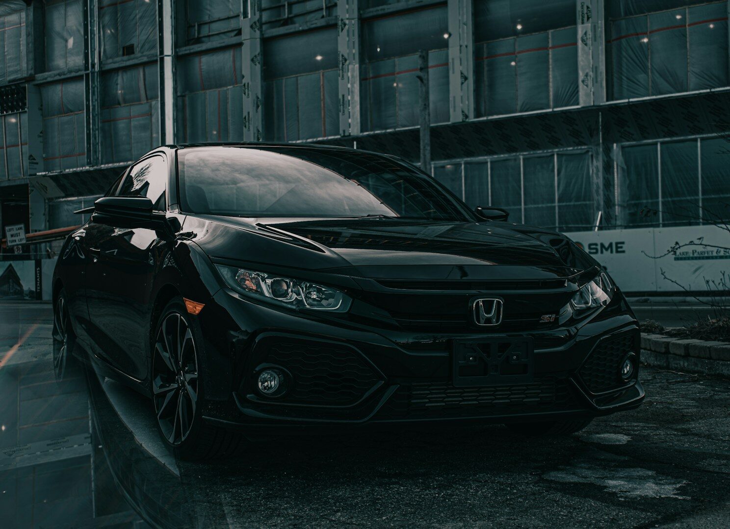 Honda Civic parked, front three-quarter view