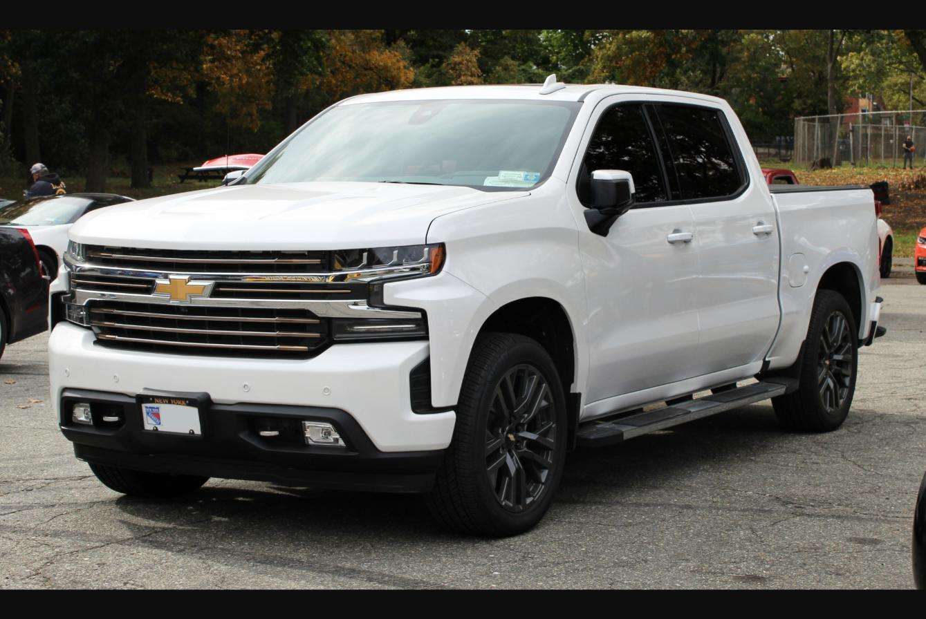2019 Chevrolet Silverado 1500 pickup truck, front three-quarter view