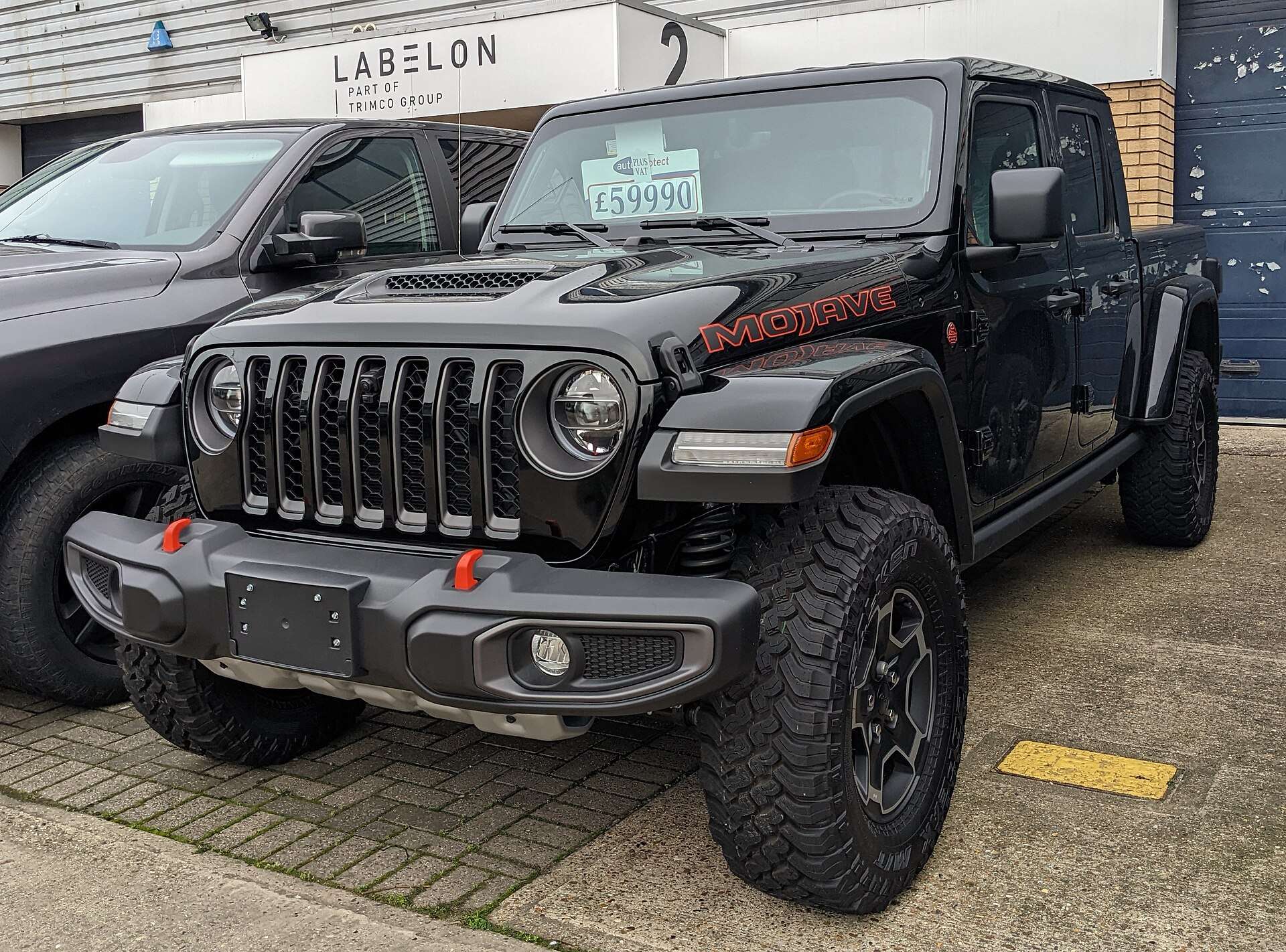 A 2021 Jeep Gladiator Mojave pickup, part of the 289,112 Gladiators in the recall