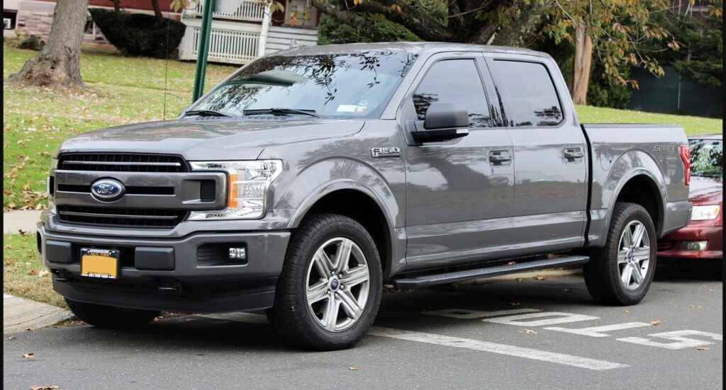 2018 Ford F-150 XLT Crew Cab pickup truck