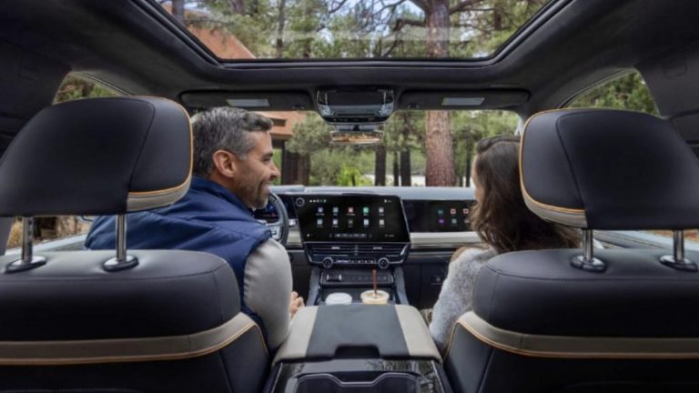 GM New User Interface Debuts on 2027 Silverado and Sierra