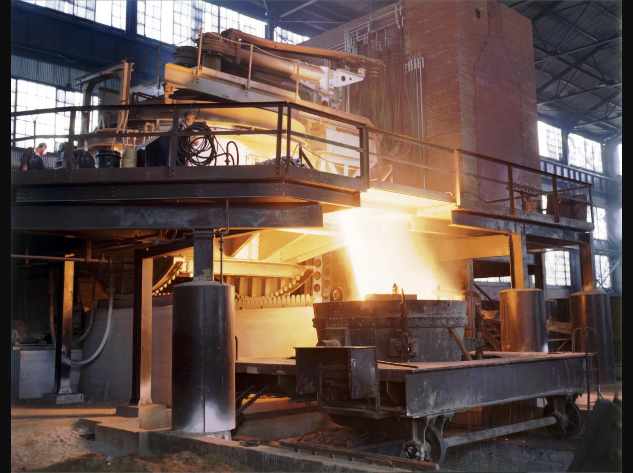 White-hot steel pours from an electric furnace at a US steel mill, the same core technology behind the new Hyundai-Posco Louisiana Steel plant