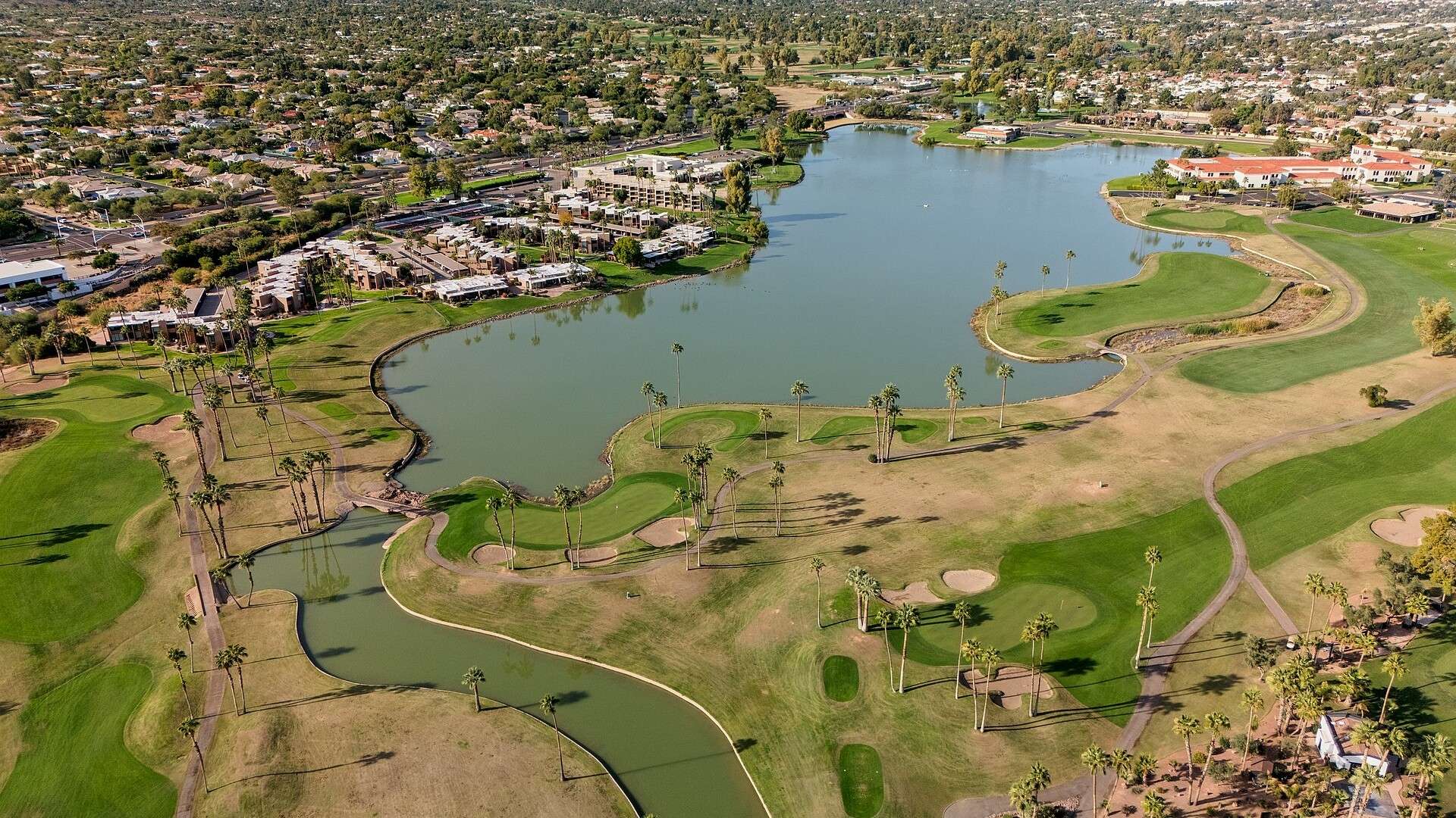 A lake beside the McCormick Ranch Golf Club in Scottsdale, Arizona