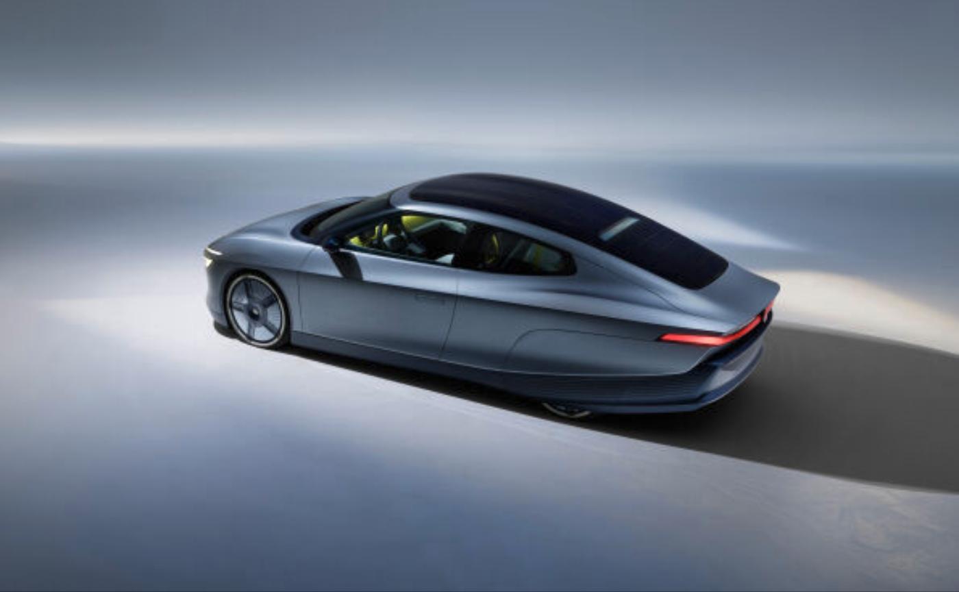 Volkswagen Mission Efficiency prototype, a low teardrop-shaped electric coupe with a solar glass roof