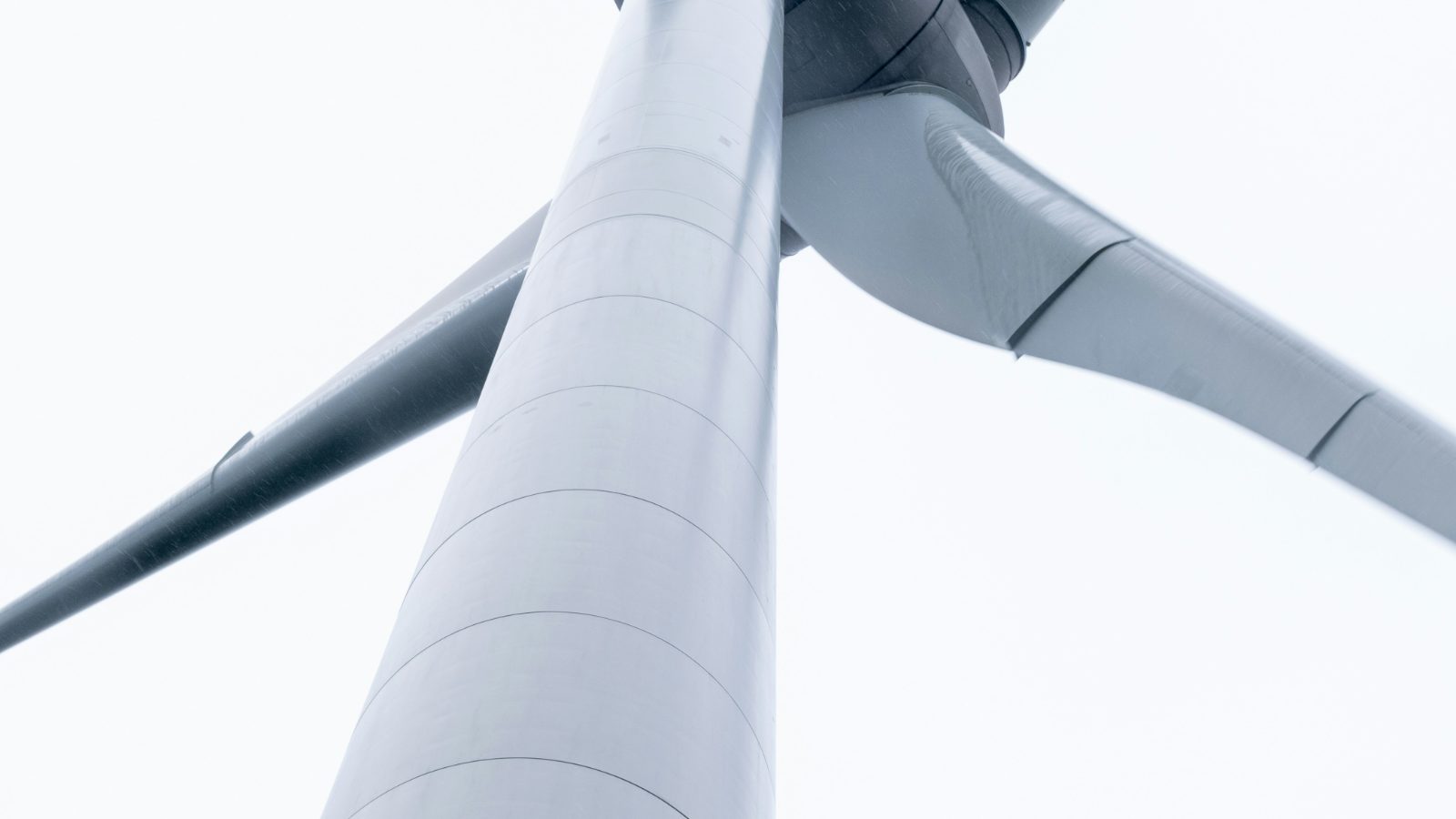 Wind turbine blade against the sky, a growing source of recovered composite fiber
