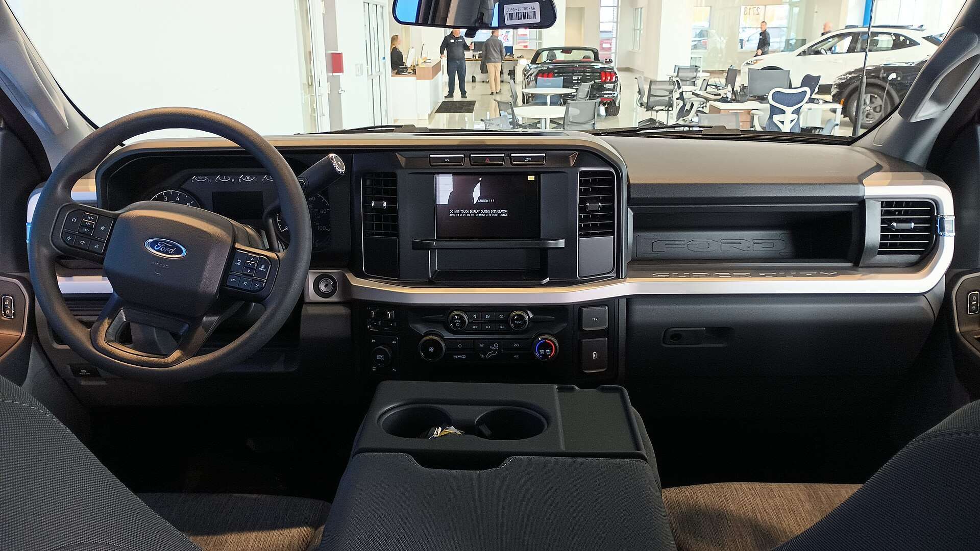 Dashboard and steering column of a 2023 Ford F-250 Super Duty XL STX