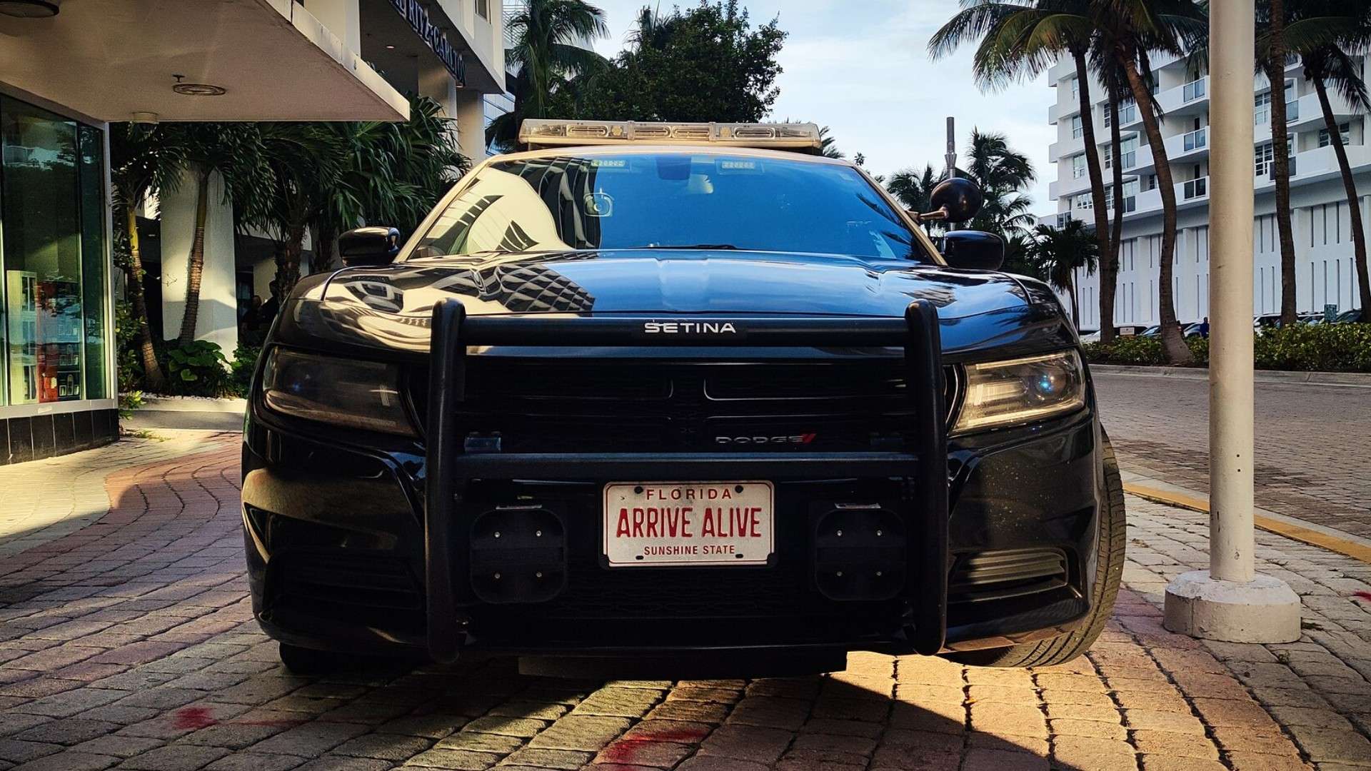 Florida State Trooper Highway Patrol - Dodge Charger - Miami Beach in november -