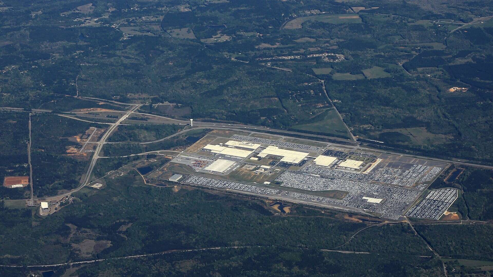 Aerial view of the Kia Georgia assembly campus in West Point, Georgia