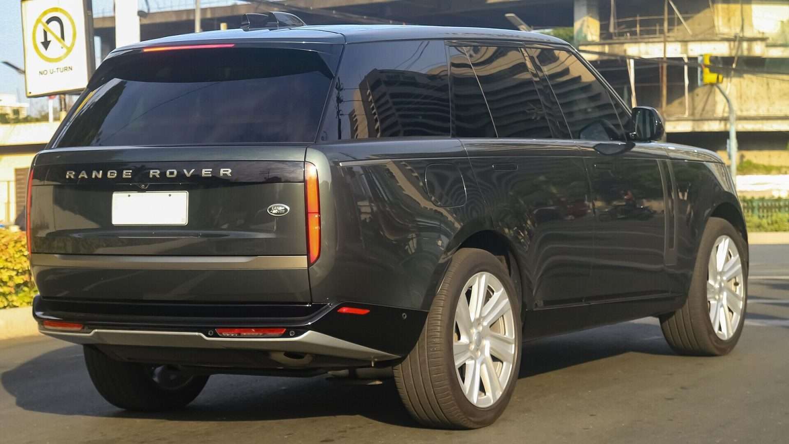 Landi Rova Range Rover Rearview Camera Recall: 93,997 SUVs Get Drain Holes