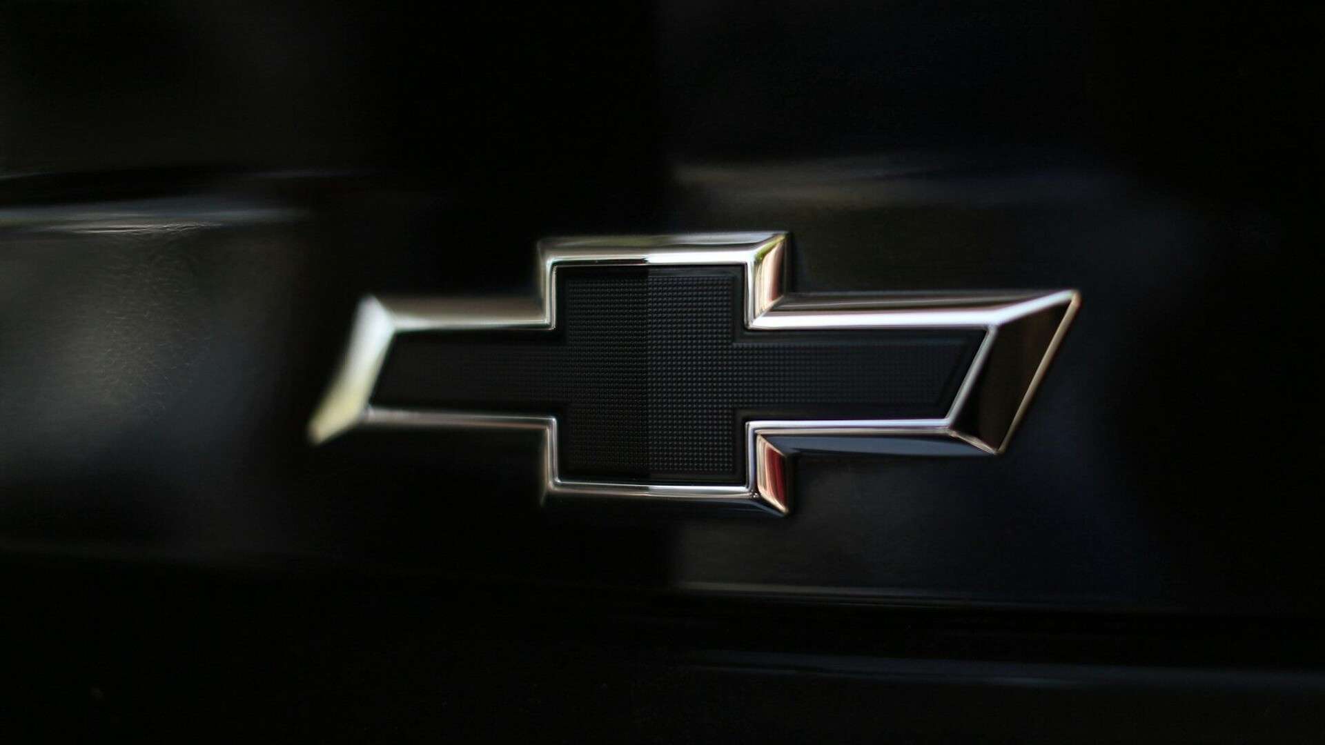 black and silver letter y